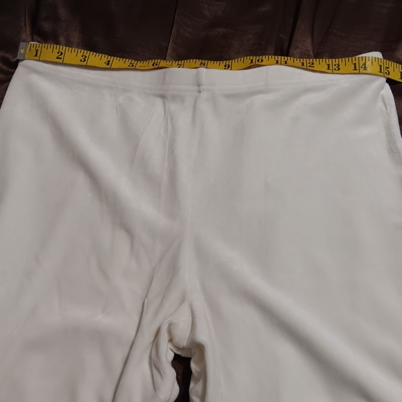 SNOSKINS Velvet Set Top-Pant Ivory SzM Pullover Vneck Elastic Waist Band Pants - Picture 10 of 16